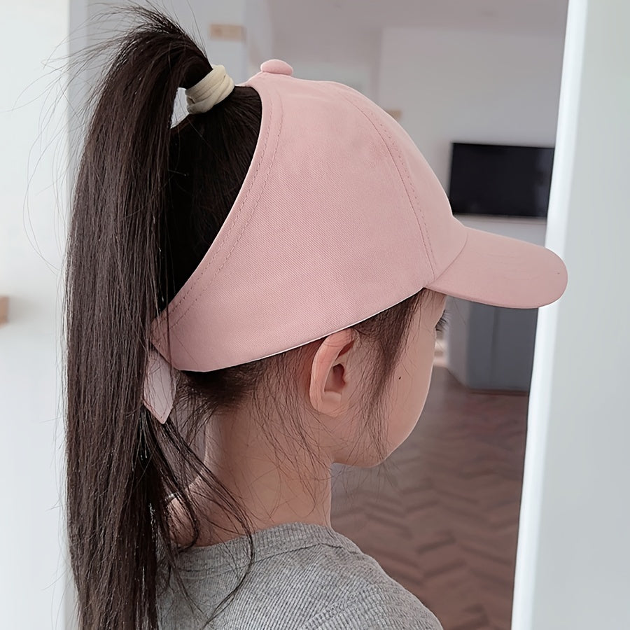 Youngsters' sun protection baseball cap made of 100% polyester with heart pattern, snap closure, and ponytail opening. Suitable for ages 5-10 for daily and casual wear in spring/summer