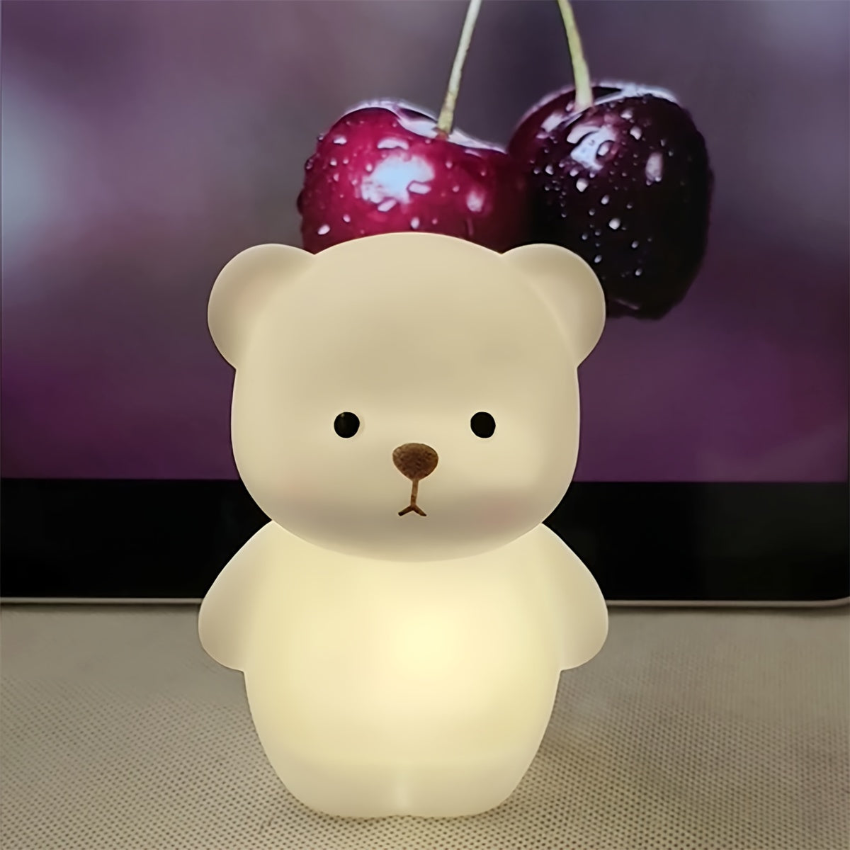 White bear LED light decoration for Halloween and Christmas parties, perfect for indoor spaces like living rooms and bedrooms. Makes a great gift for friends and family.