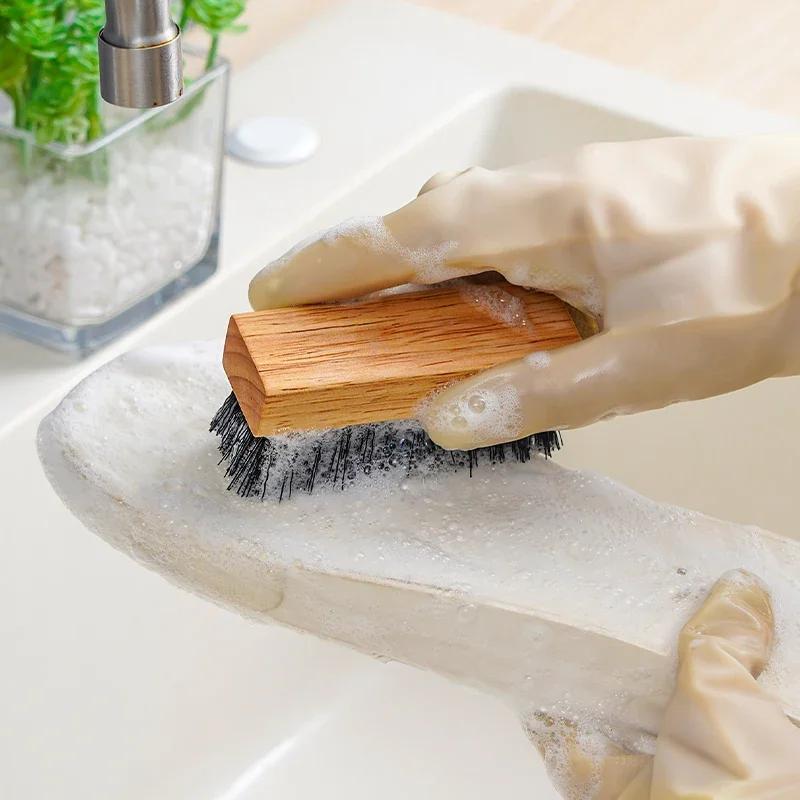 Set of Wooden Cleaning Brushes with Medium Firmness Pig Hair Bristles - Includes Laundry Scrubber and Mini Shoe Brush for Home Use, Eco-Friendly and Electricity-Free, Perfect for Patio Cleaning