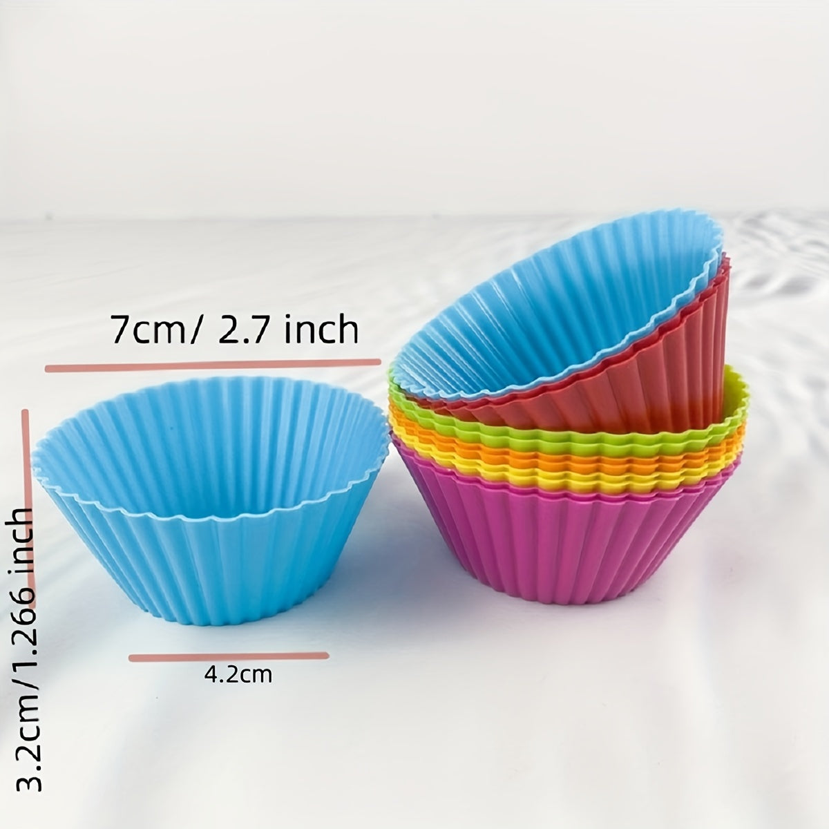 Pack of 12 or 18 Silicone Muffin Cups, Heat Resistant Cupcake Cups, Reusable Liners, Muffin Molds, Baking Tools, Kitchen Gadgets, and Accessories.