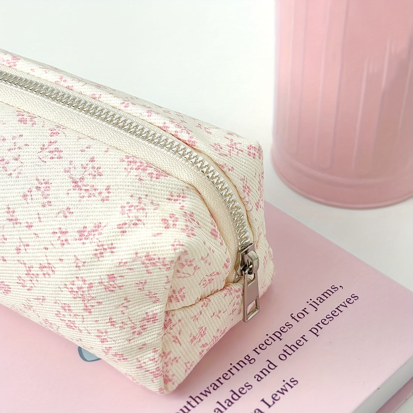 Canvas pencil case with floral print, high-capacity zipper for students and office organization.