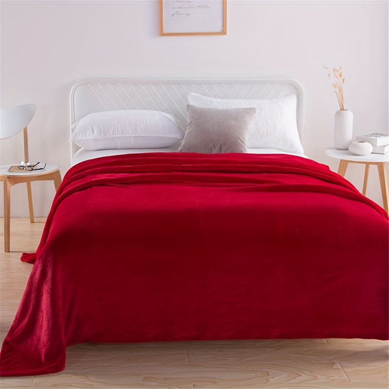 Soft and warm, this thick red flannel blanket is perfect for snuggling up on the couch, sofa, office, bed, camping, or while traveling. It makes a versatile gift for all seasons.