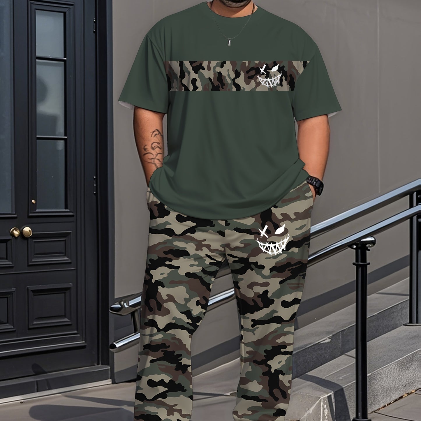 Men's plus-size camouflage set with short-sleeve top and long pants, perfect for outdoor activities. Features round neck, fitted design, and slightly stretchy fabric.