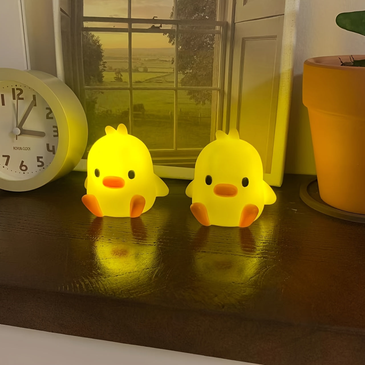 Yellow Duck LED Lamp, perfect for school, festivals, and gifting. Soft light, battery operated. Suitable for bedrooms, studies, and offices. Ideal Valentine's or birthday gift.