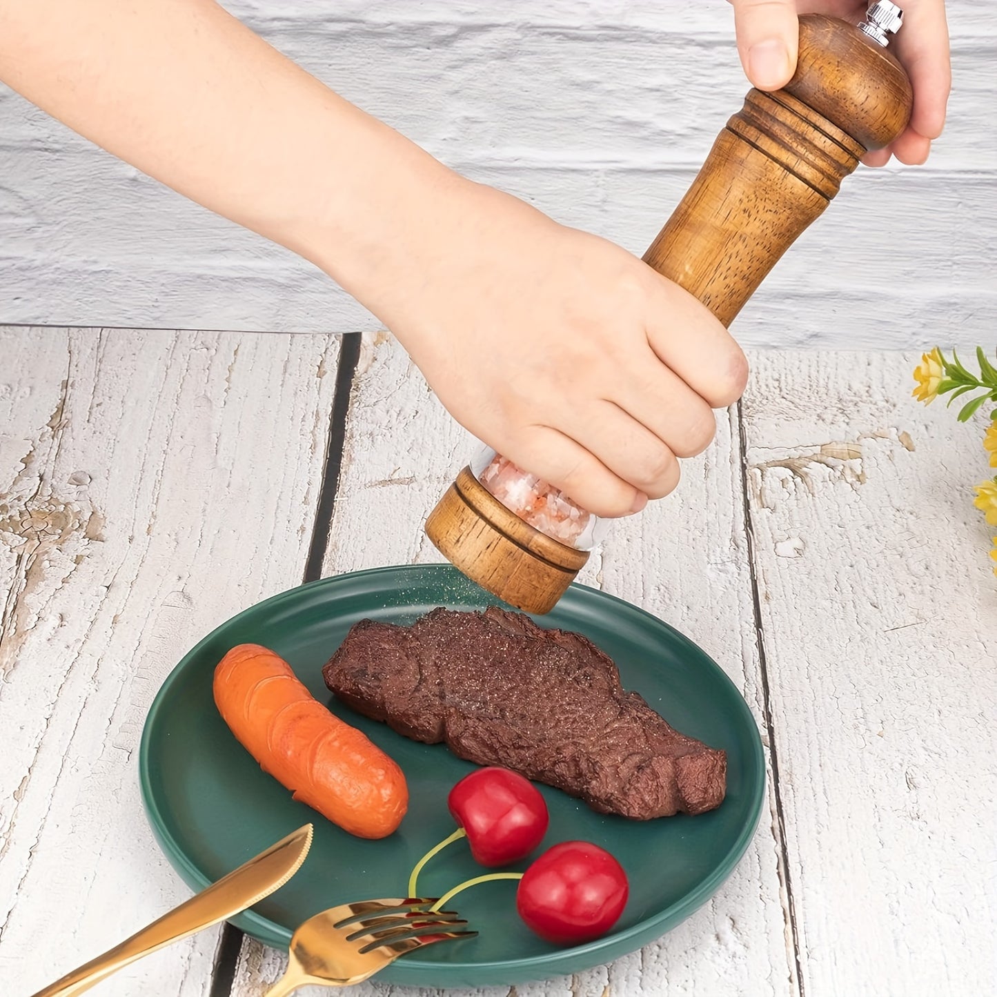 Classic Wooden Salt & Pepper Grinder Set - Manual with Adjustable Ceramic Rotor & Acrylic Window, 8-Inch - Ideal for Culinary Enthusiasts.