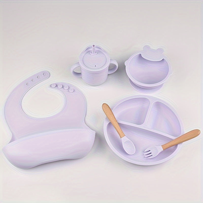 Ideal gift for holidays - Non-toxic silicone feeding set for toddlers aged 0 to 3 years, includes suction plate, bowl, divided dish, cup with straw, bib, and utensils, ensuring a safe and enjoyable mealtime for children.