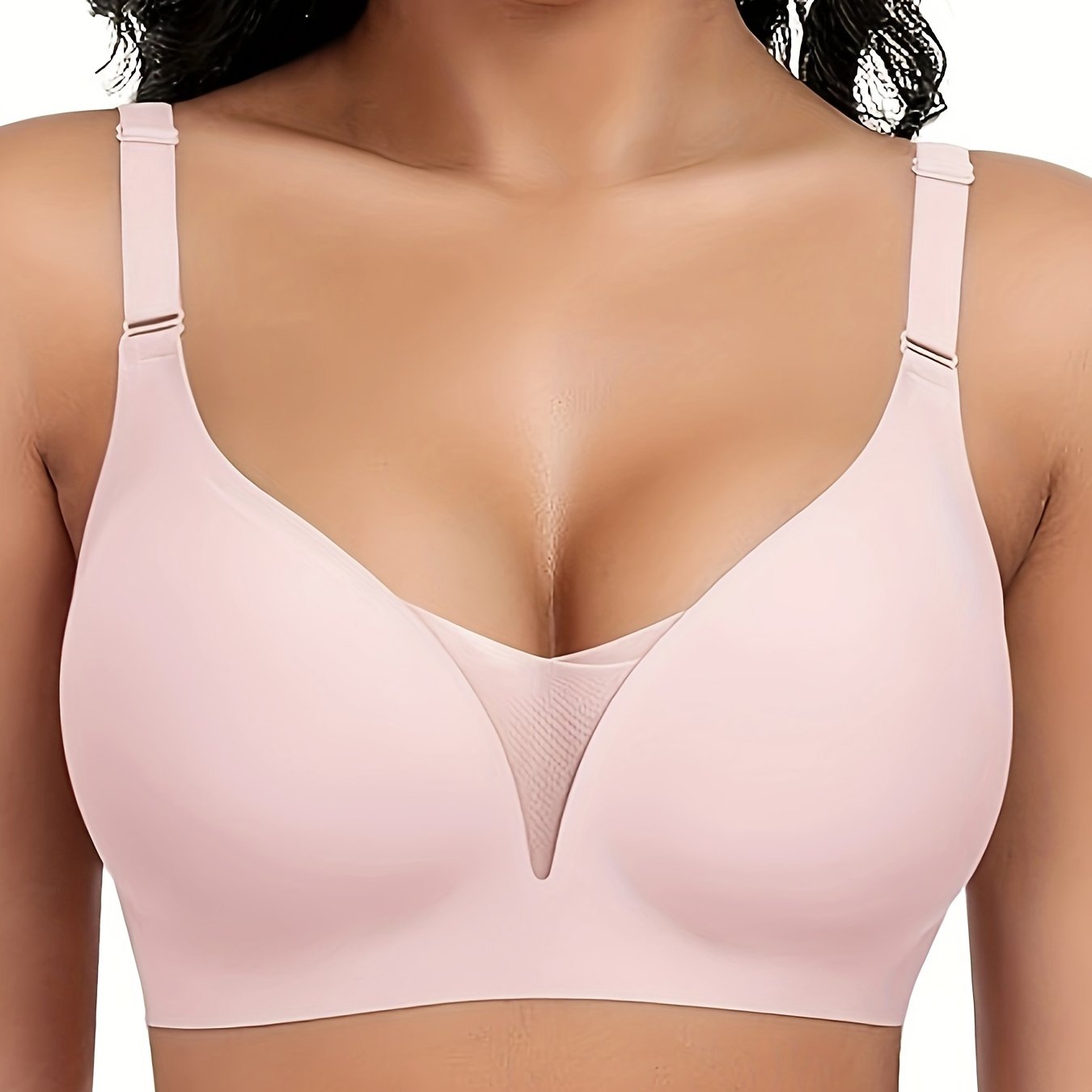 Comfortable push up bra with no seams, anti-sagging mesh and wireless design.