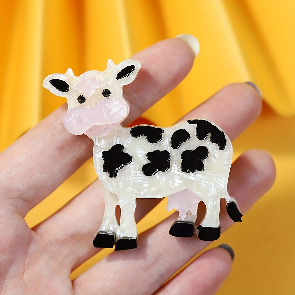 Handcrafted Acrylic Cow Brooch Pin - Adorable Farm Animal Theme - Transparent Lapel Pin for Dresses, Hats & Gifts - Playful Animal Shape Accessory mimicking Simulation Modeling.