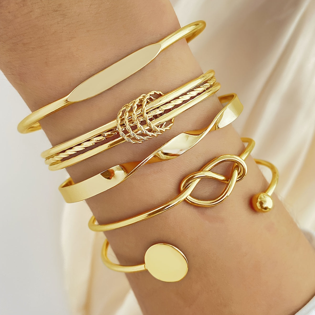 5pcs Vintage open bangle bracelets, spiral knotted geometric golden metallic set for ladies.