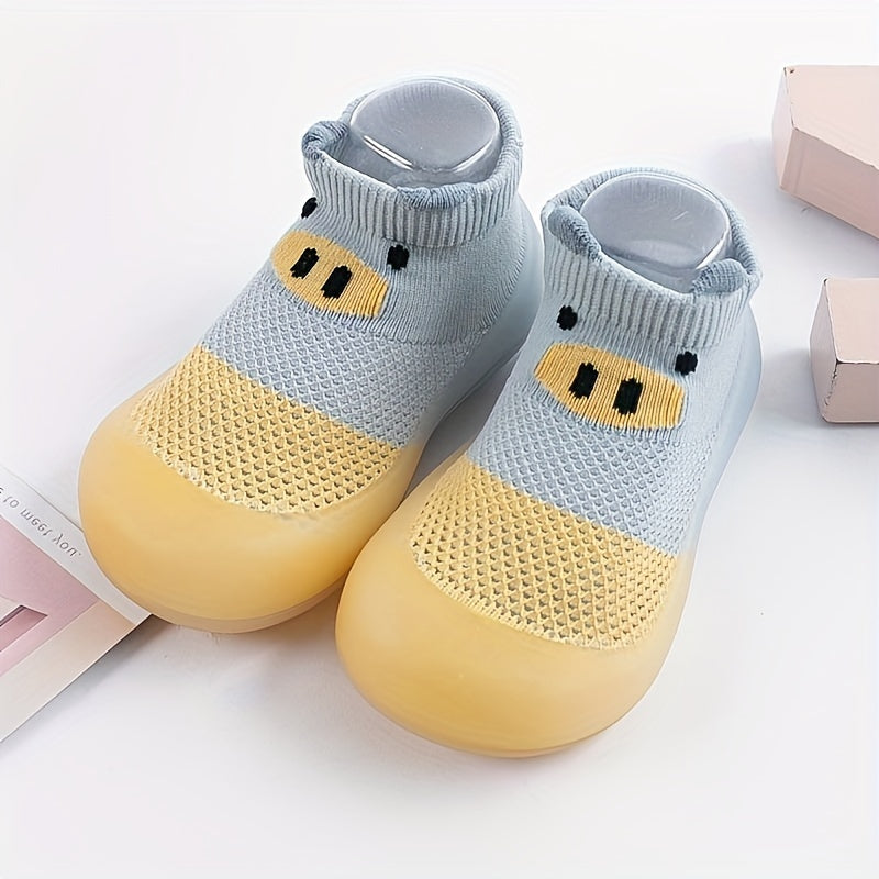 Adorable slip-on sock shoes for baby girls, perfect for indoor and outdoor use all year round. Comfortable and breathable with non-slip soles.