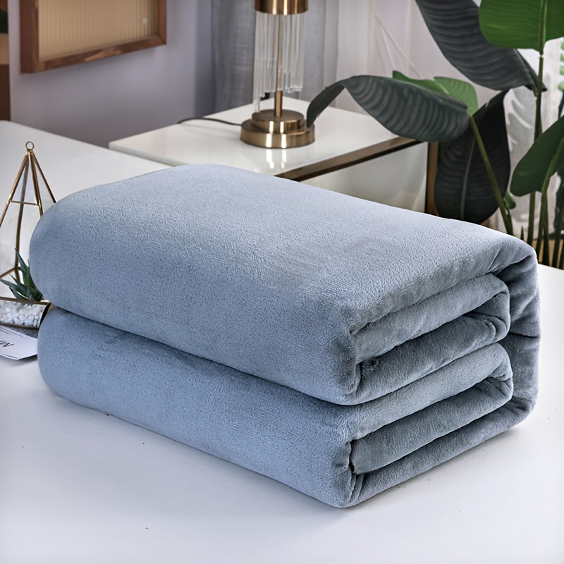 Luxurious Ultra-Soft Flannel Blanket in Solid Color, Contemporary Style – Cozy Plush Bedding Cover, Pillow Inserts or Cases Not Included.