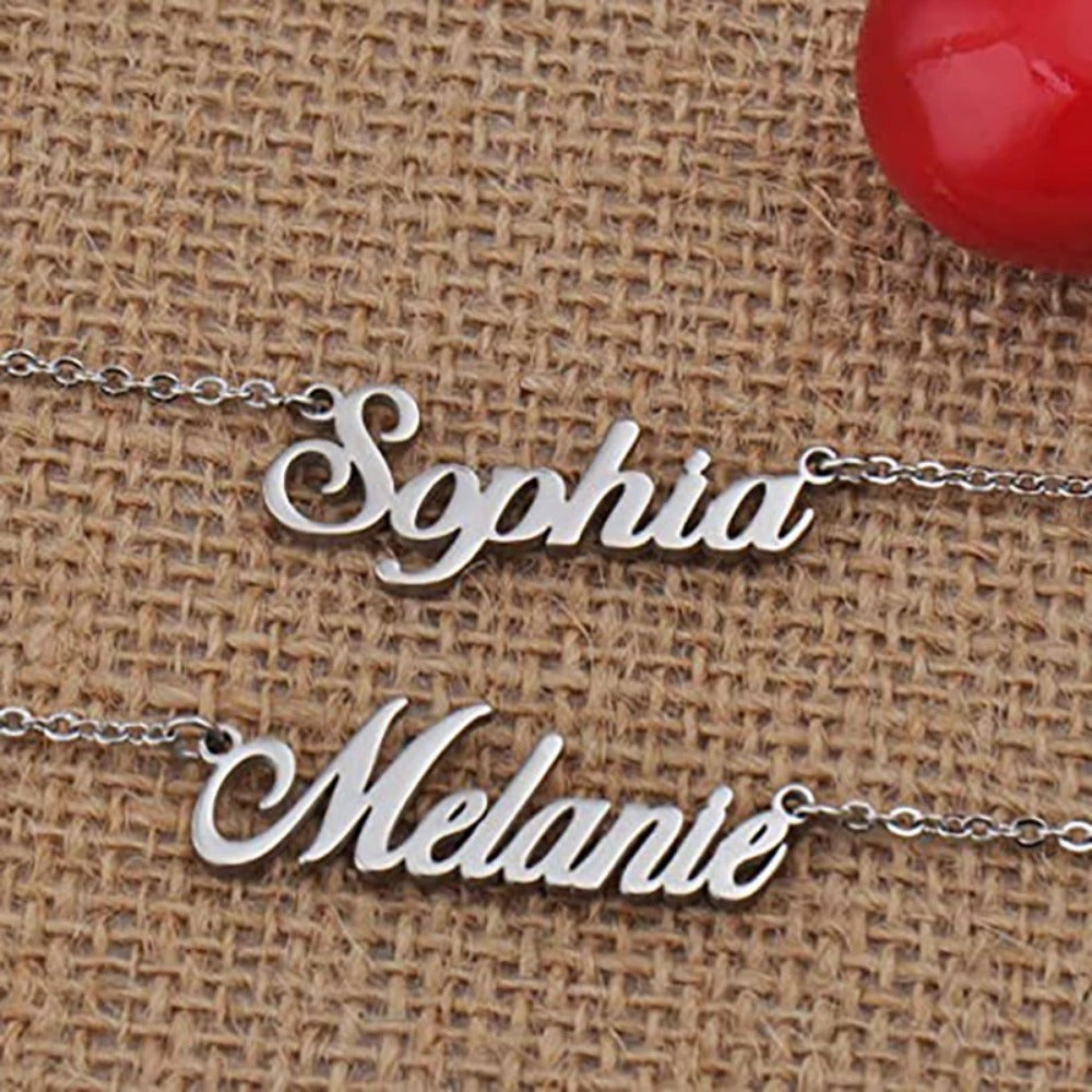 A unique custom name necklace pendant designed for women, an ideal gift for your girlfriend on Christmas, Halloween, or Valentine's Day.