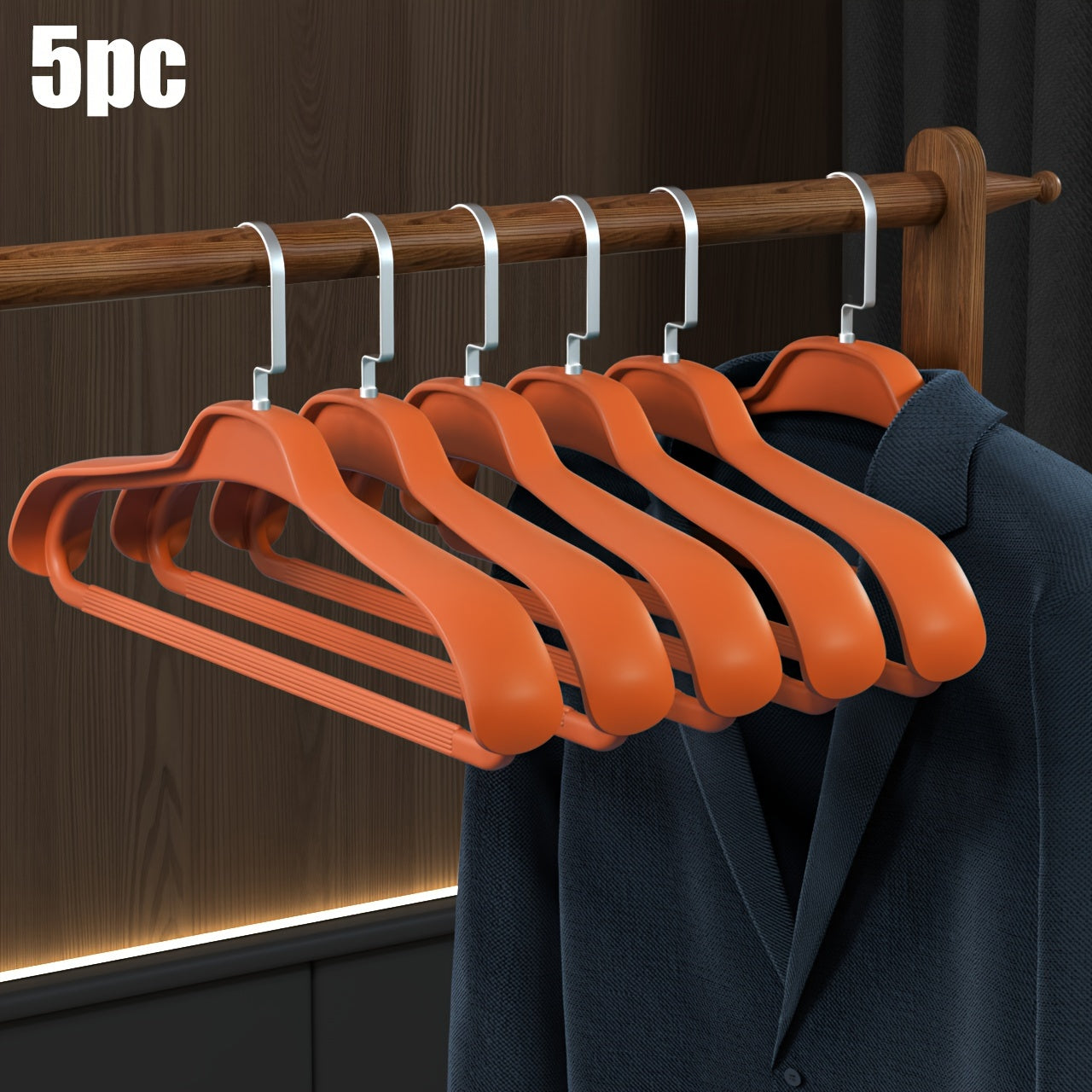 Grey clothes hanger set of 5 for home wardrobe with non-slip shoulder corners, wide-shouldered design to prevent marks and keep clothes in place. Perfect for suits and bags.