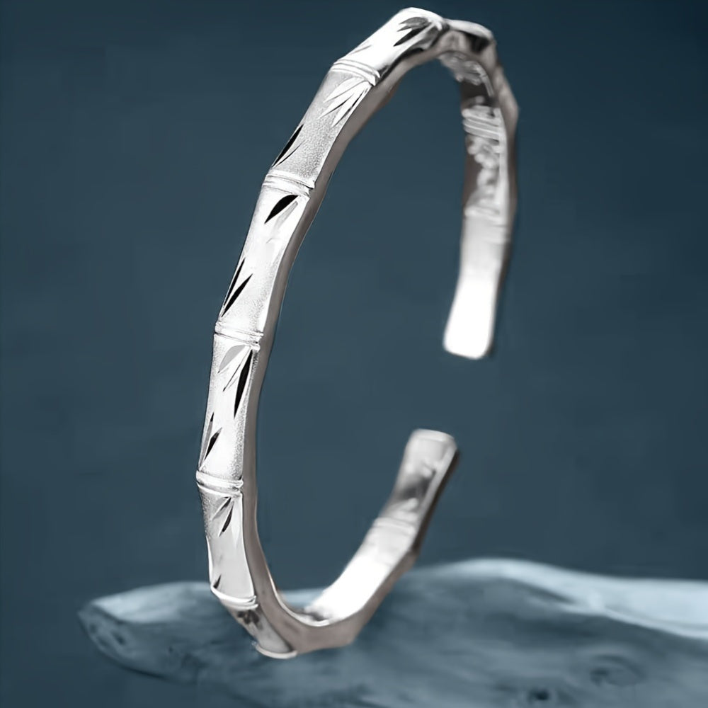 Stylish Bamboo Bracelet with Classic Appeal, Featuring Bamboo Leaf Design and Matte Finish - Ideal for Parties and Gifting