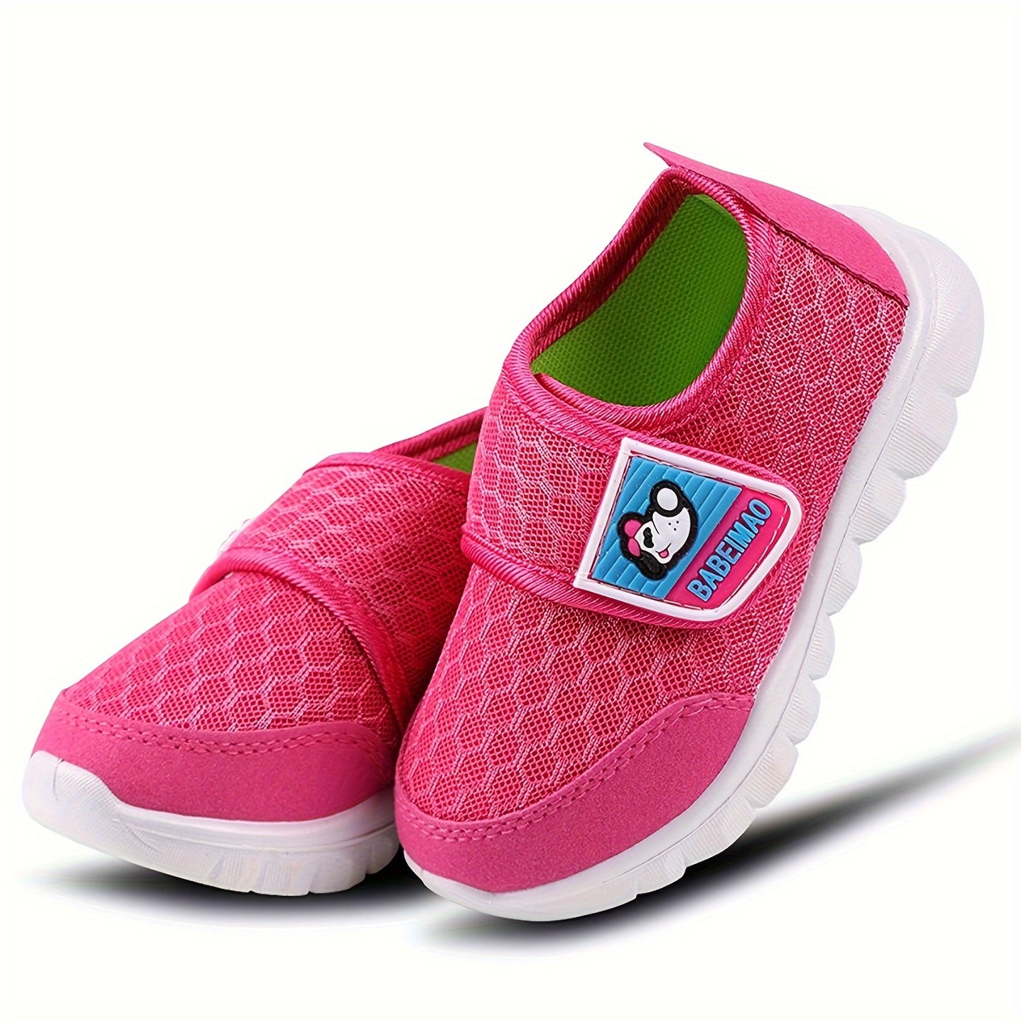 Children's shoes for boys and girls, suitable for casual sports.