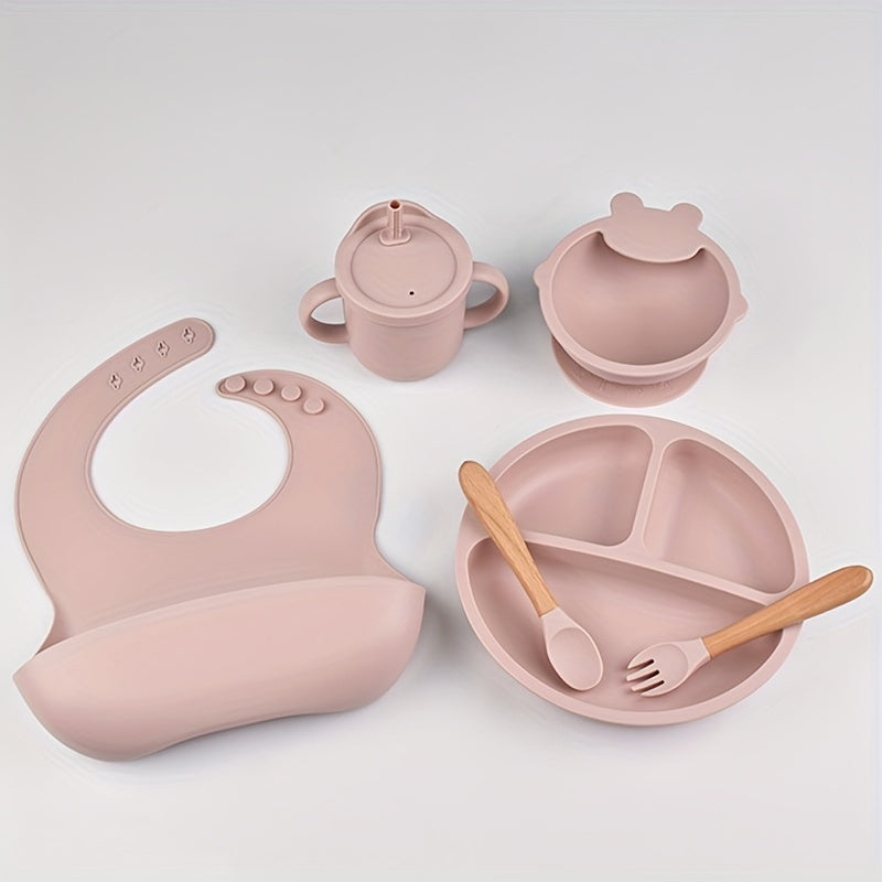 Ideal gift for holidays - Non-toxic silicone feeding set for toddlers aged 0 to 3 years, includes suction plate, bowl, divided dish, cup with straw, bib, and utensils, ensuring a safe and enjoyable mealtime for children.