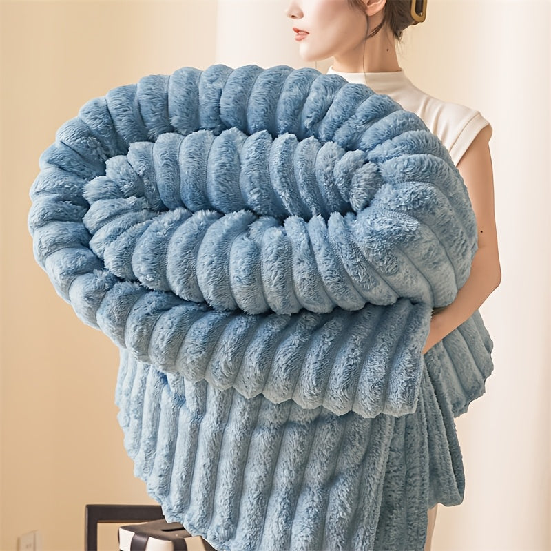 Soft and Cozy Faux Rabbit Fur Blanket - Luxurious Striped Throw made of Durable Flannel Material for Sofa, Bed, Office, Camping. All-Season Comfort with Modern Cream/White Design for Versatile Use. Machine Washable for Easy Care and Tear-Resistant for