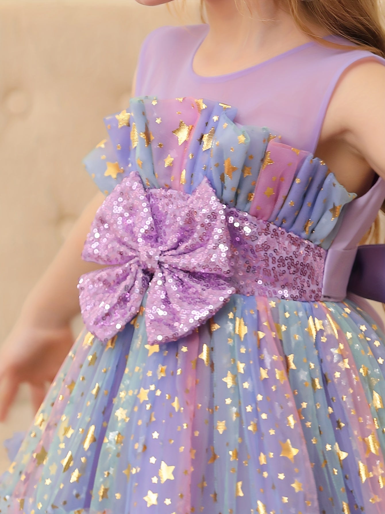 Sequined starry sky mesh princess dress with bow, perfect for birthdays and parties.