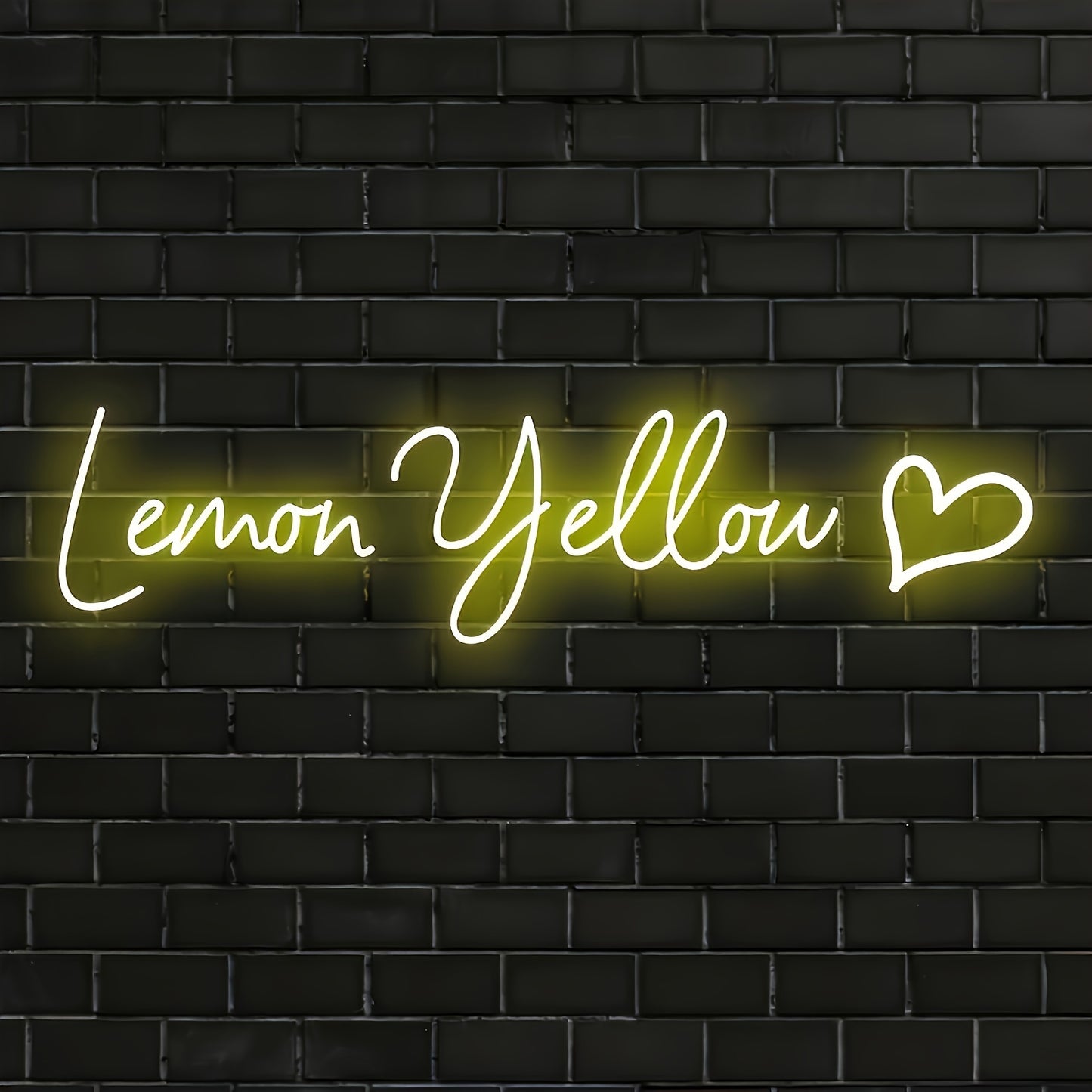 Personalized neon sign with heart and customizable letters - adjustable brightness, USB powered LED decor for any room. Great gift for special occasions.