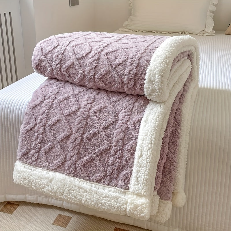 Luxurious Champagne Microfiber Blanket with Elegant 3D Diamond Pattern - Lightweight, Fluffy, Ideal for All-Season Comfort and various uses.