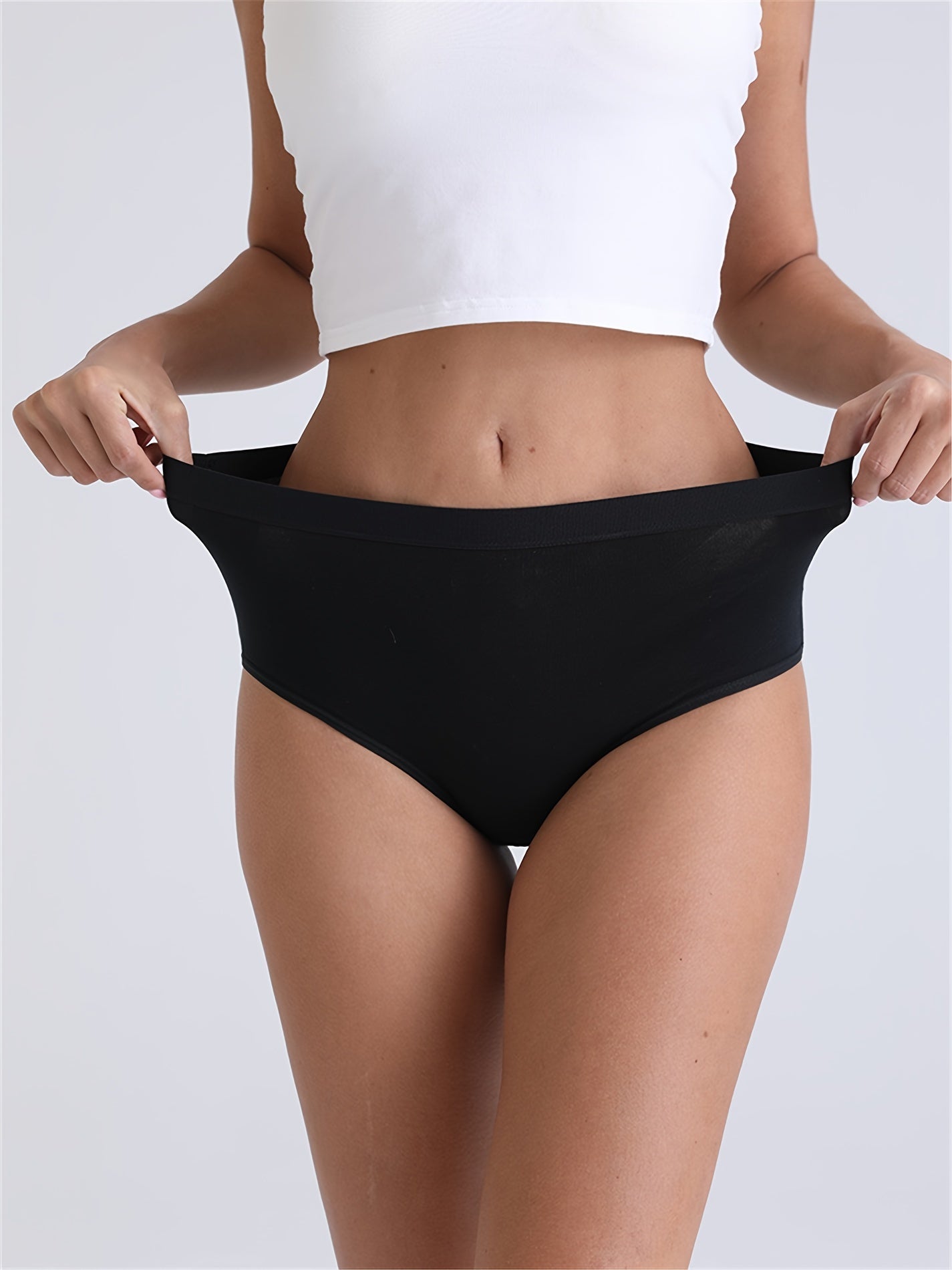 5 Seamless Briefs for Women, Comfortable and Stretchy Underwear