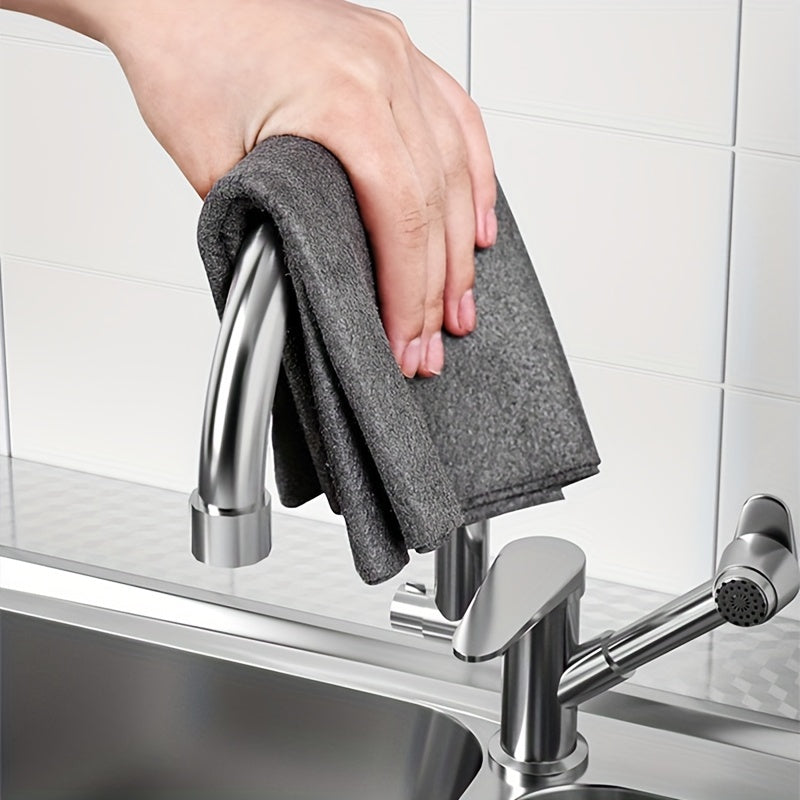 Magic Cloth: 4/6/8/10/15 Pieces, Thickened Cleaning Towel for Special Glass and Mirrors. Traceless, Waterless, No Hair Loss. Absorbent and Ideal for Kitchen and Home Use.