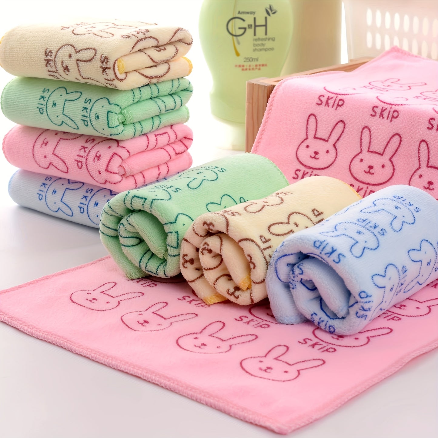 5 Cartoon Colorful Pet Bath Towels for Cats & Dogs - Soft, Absorbent Blend