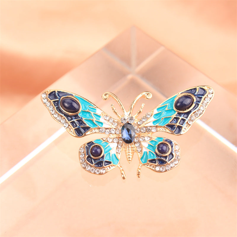 Stylish Rhinestone Butterfly Brooch - A Versatile and Fashionable Addition to Your Wardrobe, Purses, and Headwear