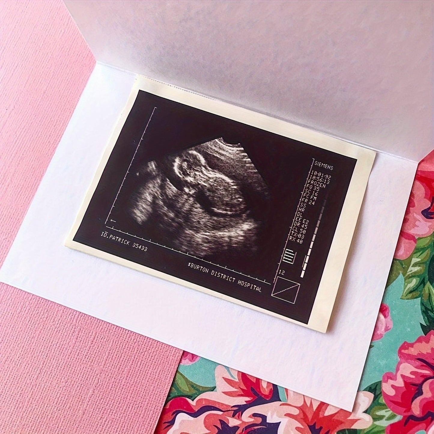 Greetings! We have exciting news to share - a little one is on the way. Our Pregnancy Announcement Card, complete with an envelope, is perfect for spreading the joy to family, husband, and grandparents. Please note that this announcement does not include