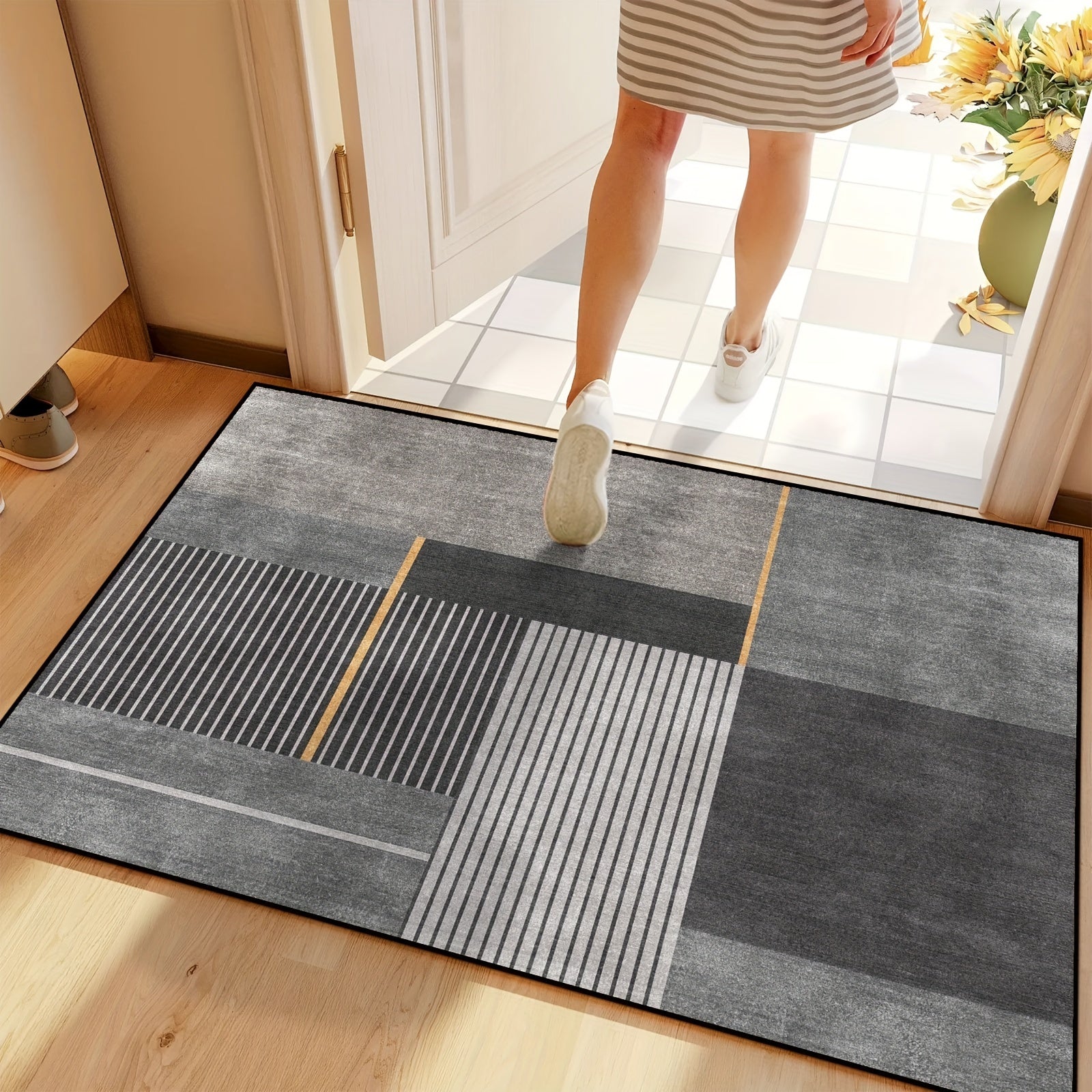 One piece of modern absorbent floor mat that is anti-fatigue and oil-proof, suitable for use in the kitchen. This non-slip kitchen rug is waterproof and can be used as a runner rug or standing desk mat. Perfect for use in the house, sink, office, or