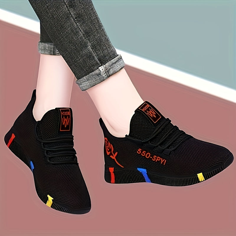 Spring and Autumn new Korean women's casual shoes, breathable low-top sports shoes in old Beijing cloth.