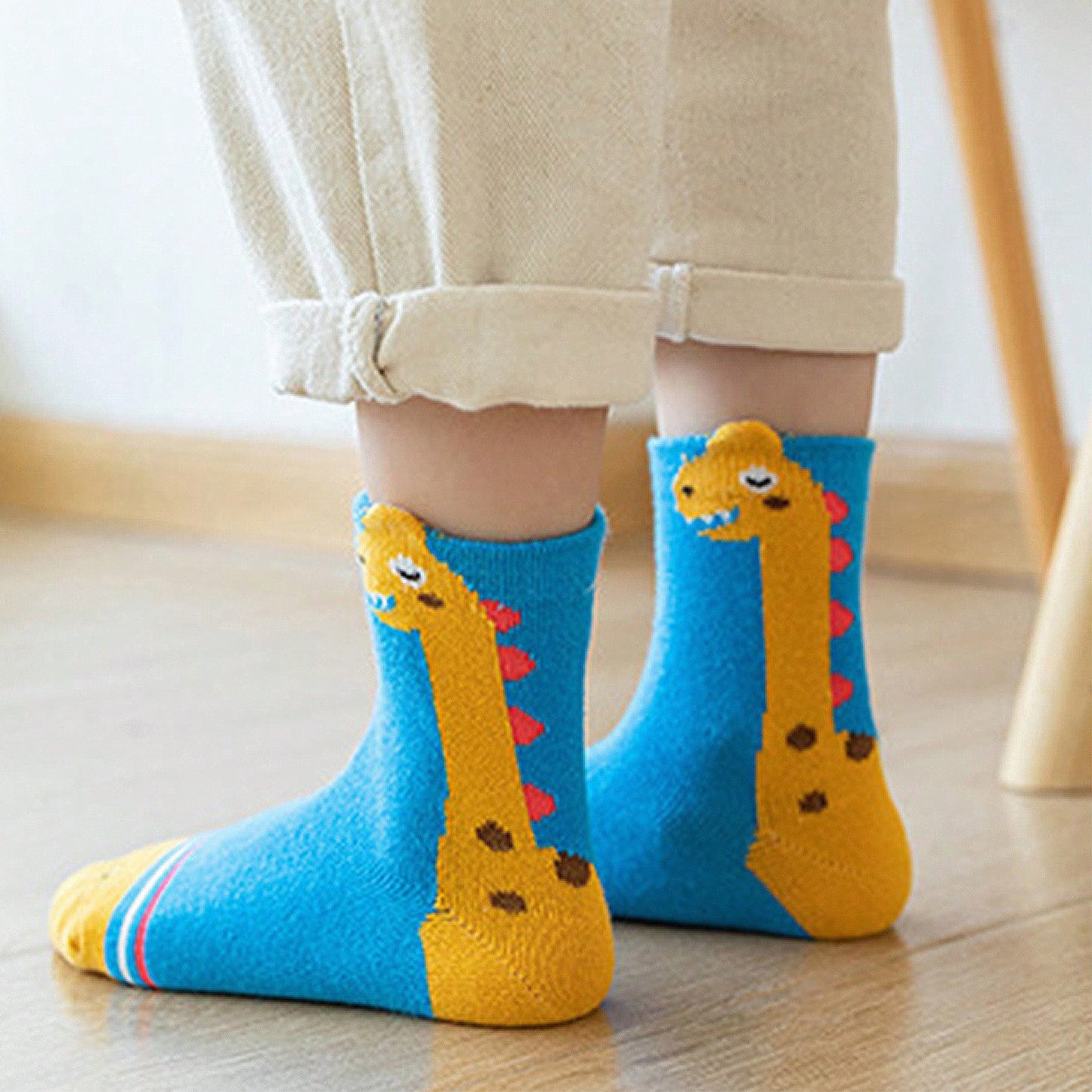 5pcs Kids' Dinosaur Crew Socks - Breathable & Comfy, Ideal for Boys and Girls, Year-Round Wear