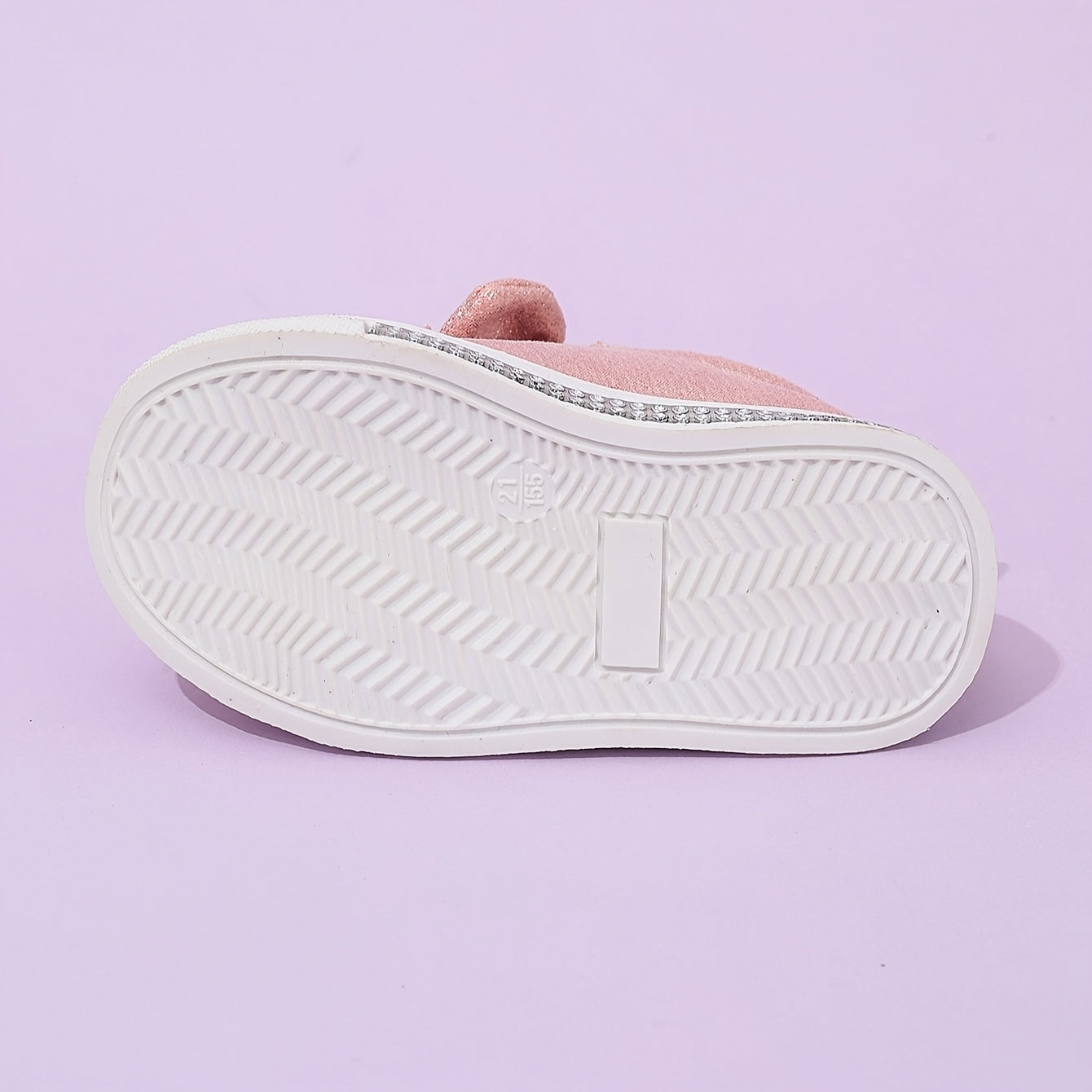 Girls' Mary Jane flats with sequins, bow, round toe, low-top, fabric lining, TPR sole, EVA insole, lightweight slip-on shoes for ages 14 & under. Ideal for casual party streetwear.