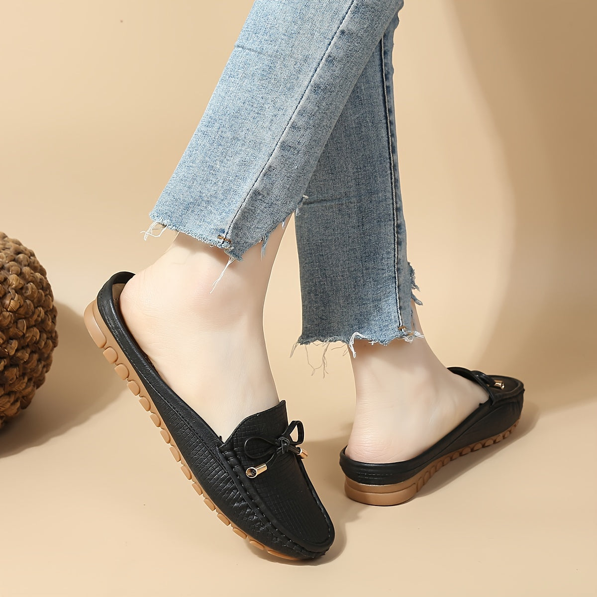 Spring and summer headless half-slippers for women, featuring a hand-sewn bow and slip-on design.