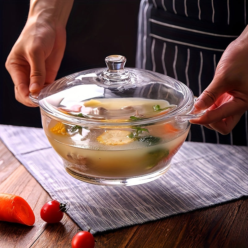 Heat-resistant clear glass casserole dish with lid, 1000ml/33.82oz capacity. Induction compatible and multipurpose kitchen cookware for soup, salad, and noodles. Pattern-free design.