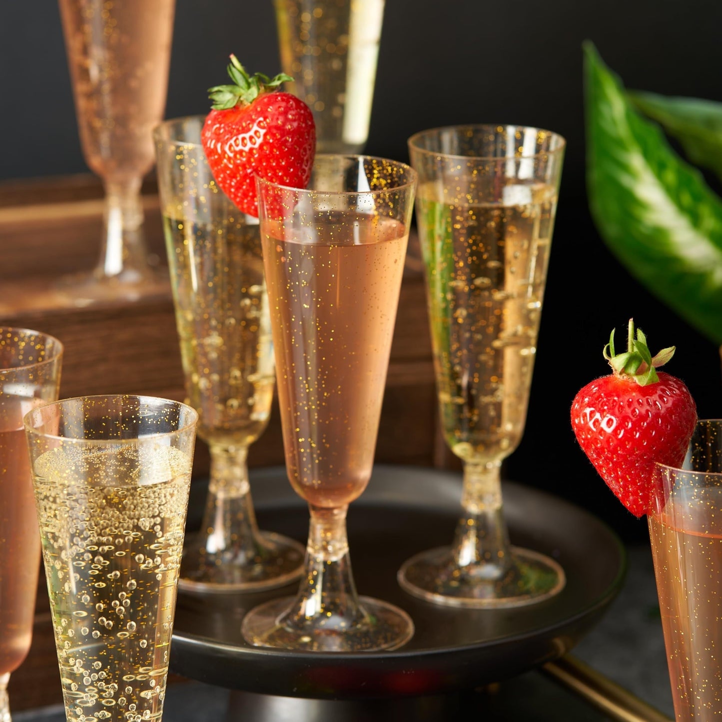 25 pieces of Golden Glitter 5oz Plastic Champagne Flutes, Clear and Eco-Friendly Toasting Glasses for Weddings, Anniversaries, and Garden Parties - Versatile Mimosa and Cocktail Cups