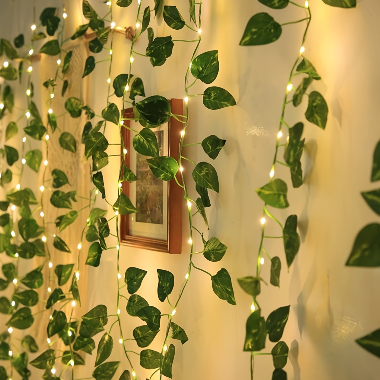 Green Ivy Leaf LED String Lights: Battery-powered for home ambiance, parties, weddings, and holidays. Perfect for decoration.