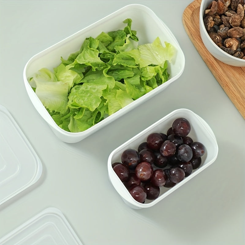 Essential kitchen organization: Multi-size plastic food storage container with soft lid, microwave and freezer safe. Ideal for storing meat, fruits, and vegetables.