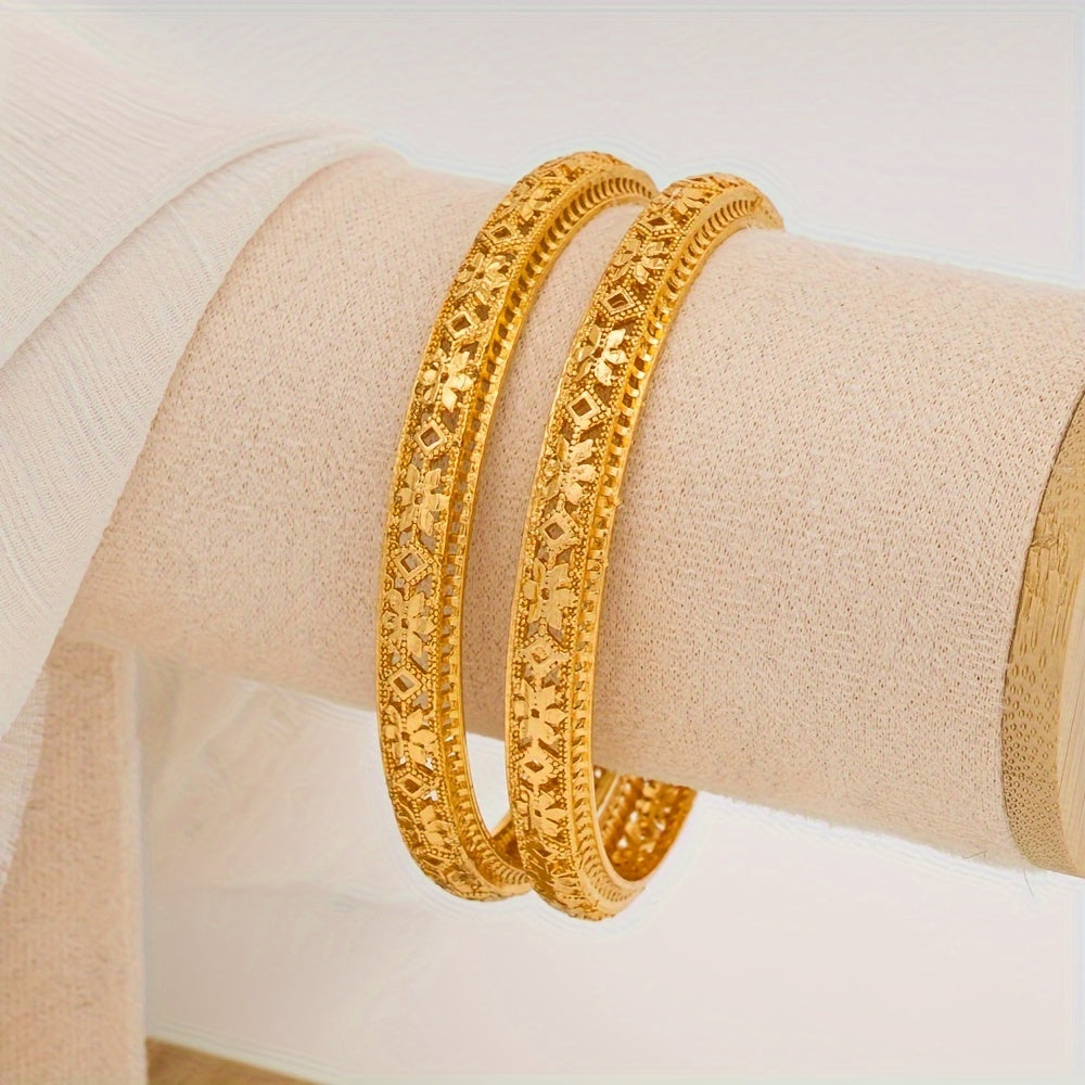 Luxurious and stylish alloy bangle designed for women with a Middle Eastern flair. This closed bracelet features an elegant design, no plating, and is suitable for both daily wear and special occasions. Perfect for all seasons, this versatile piece is a