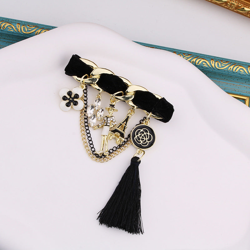 Elegant Korean Style Brooch Badge featuring Rhinestones, Enamel Flowers, and Tassel Chain - Unique Fashion Accessory for both Women and Men's Suit Coats