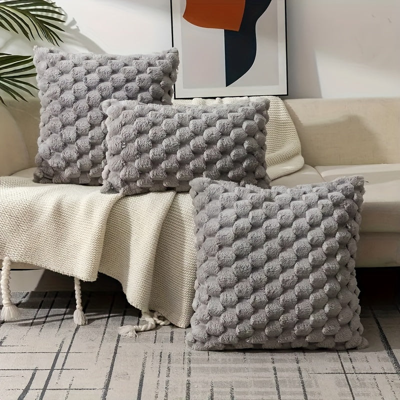 Set of 2 pineapple grid turtle pattern cushion covers in contemporary style, available in two sizes: 17.7x17.7 cm and 50.8x30.48 cm. Made of soft plush fabric, single-sided design. Ideal for adding decorative accents to your home and living room. Note