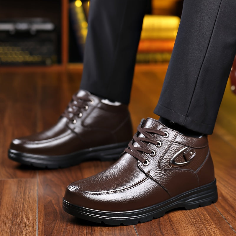 Vintage style men's winter boots made of genuine cow leather with fleece lining, rubber sole, and fabric insole.