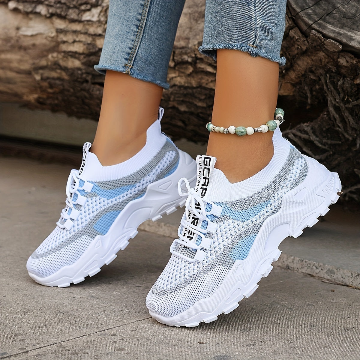 Women's mesh platform sneakers with breathable design, lace-up outdoor shoes for comfort and style in plus sizes.