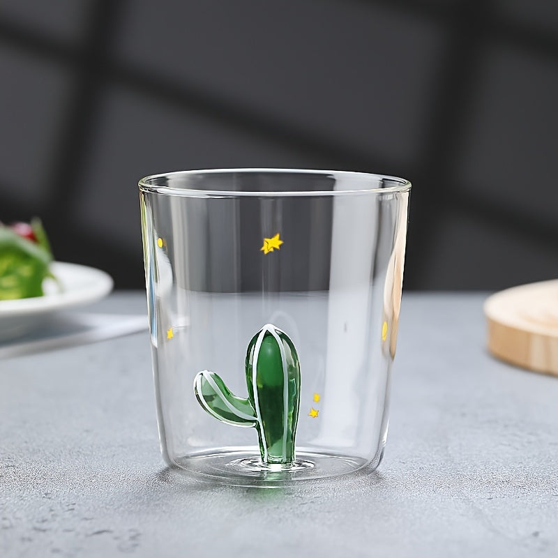 1 piece of 3D animal inside a 350ml heat resistant glass cup, ideal for all types of drinks in both summer and winter.