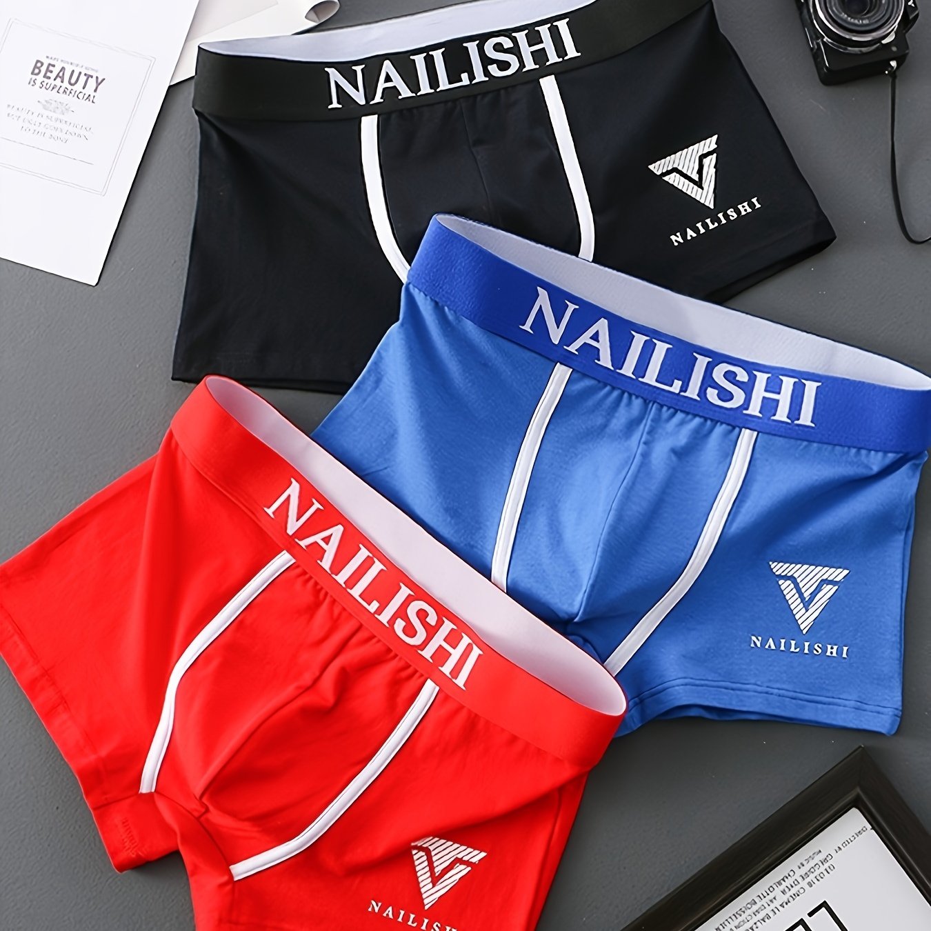 3-Pack Erkaklar Paxta Boxer Briefs, 95% Paxta va 5% Elastan bilan tayyorlangan, qulaylik va nafas olish uchun.