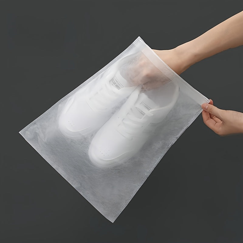 White Drawstring Dust Bag made of breathable non-woven fabric - Ideal for protecting and storing shoes