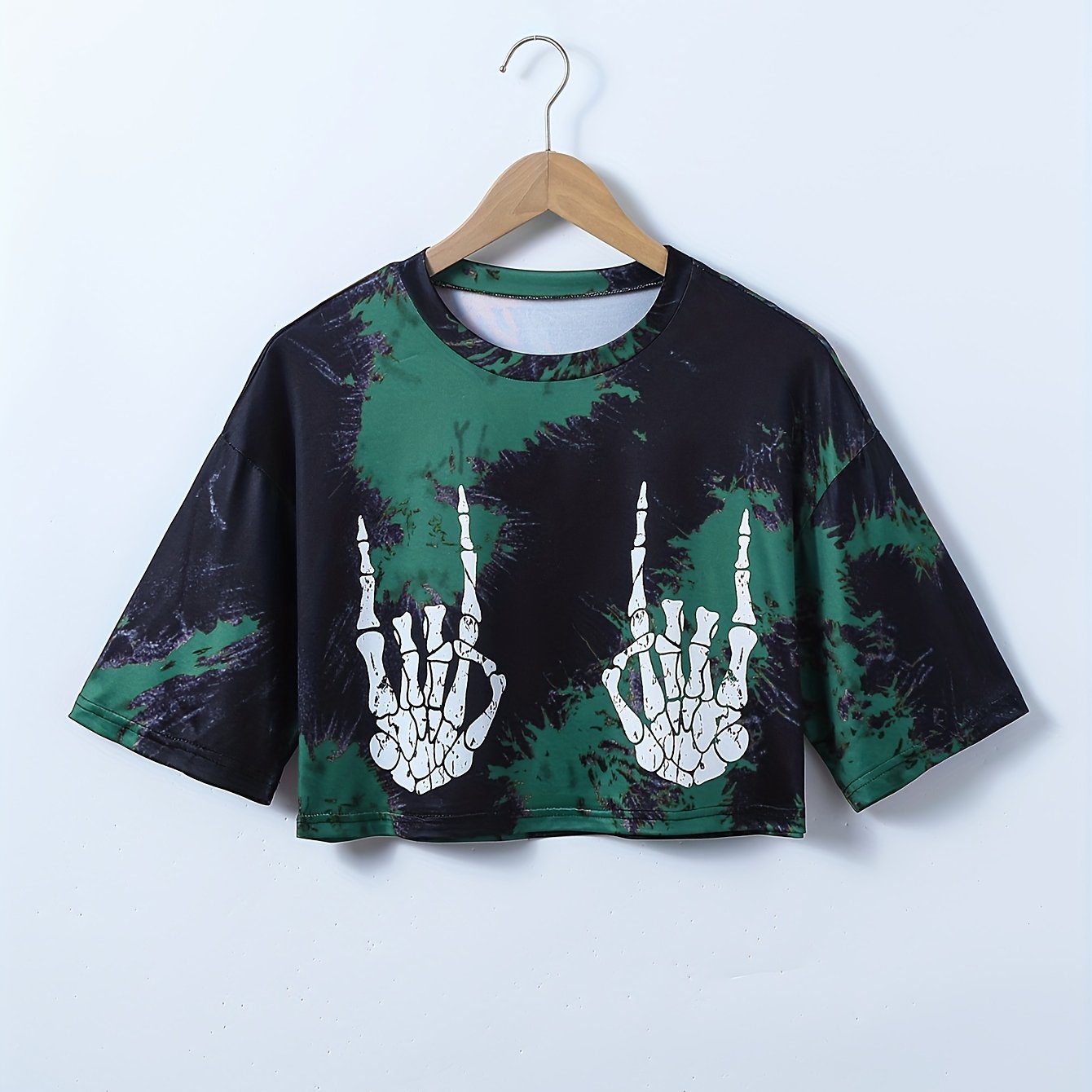 Skull print tie dye crop top for women at a music festival loungewear.