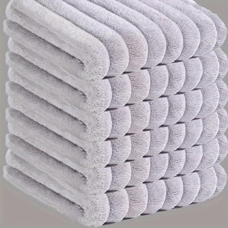 6 luxurious and absorbent shower towels that are lint-free, fade-resistant, and perfect for both men and women. Ideal for daily use in the bathroom and at home.