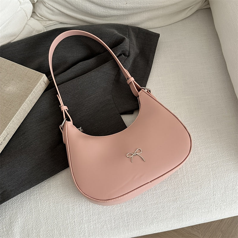 New Korean style shoulder bag with unique design, beautiful and fashionable crescent shape.