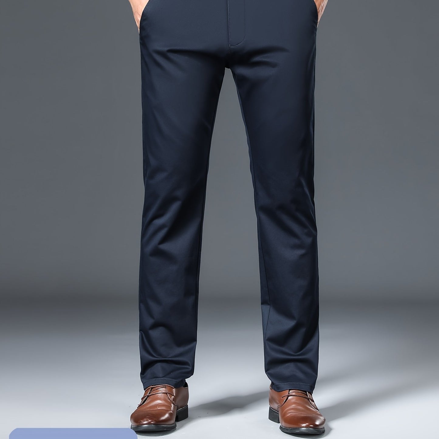 Men's solid pants with pockets, regular fit trousers for outdoor activities in spring and autumn.